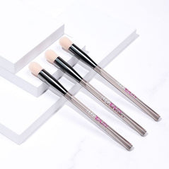 Conceal & Blend Complexion Brush - HUDA BEAUTY