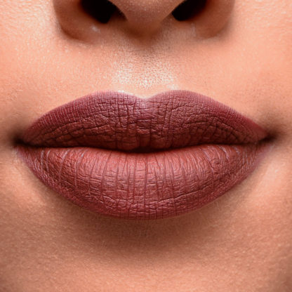 DARK MACCHIATO Matte Intense Lip Color - ARANTZA - Compra Maquillaje y Artículos de Belleza | Belle Queen Cosmetics